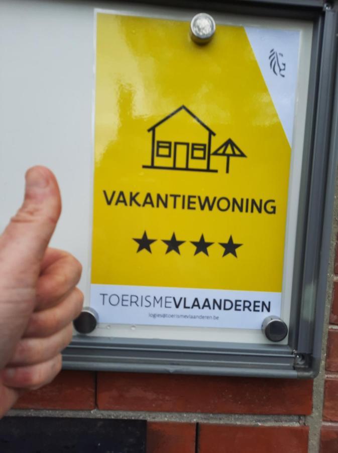 Apartmán Revelatio, De Logies Ieper Exteriér fotografie